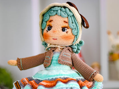 Crochet Doll with Vintage Dress, Crochet and Amigurumi Doll